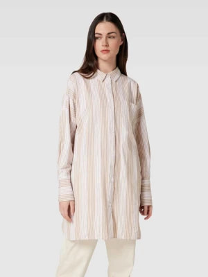 Zdjęcie produktu Bluzka koszulową o kroju oversized z kieszenią na piersi model ‘ETIENNE’ Blanche