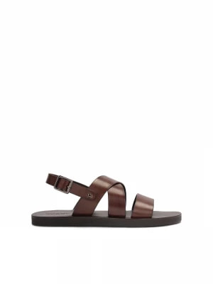 Zdjęcie produktu Brązowe skórzane sandały na prostej podeszwie Kazar