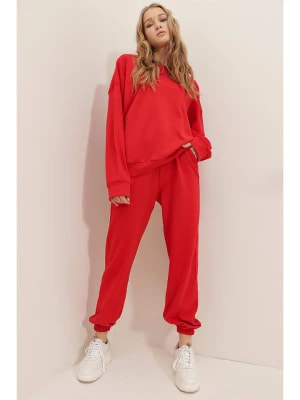 Zdjęcie produktu Chezalou Spodnie dresowe w kolorze czerwonym rozmiar: L