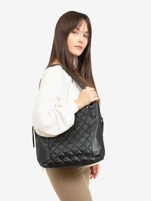 Zdjęcie produktu Czarna klasyczna pikowana torebka na ramię Shelvt