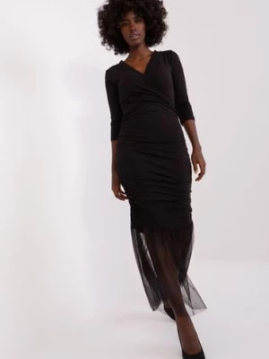 Zdjęcie produktu Czarna sukienka damska dopasowana z marszczeniami Lily Rose
