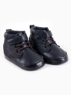 Zdjęcie produktu Czarne buciki przejściowe dla niemowlaka Yoclub