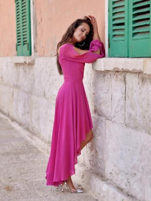 Zdjęcie produktu Elegancka szyfonowa fuksjowa sukienka z długim rękawem Luca Roco
