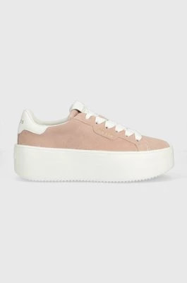 Zdjęcie produktu Guess sneakersy zamszowe MARILYN kolor różowy FL6MRI SUE12