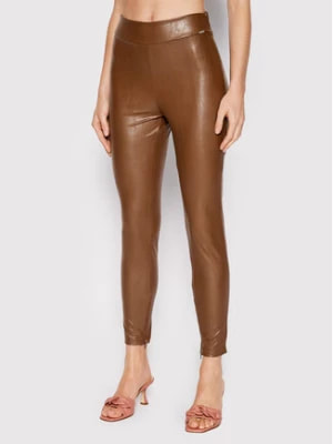 Zdjęcie produktu Guess Spodnie z imitacji skóry W2YB16 WEPI0 Brązowy Slim Fit