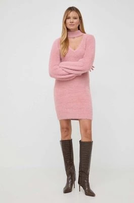 Zdjęcie produktu Guess sukienka kolor różowy mini dopasowana