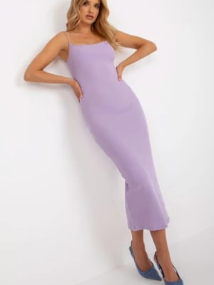 Zdjęcie produktu Jasnofioletowa dopasowana sukienka basic w prążek RELEVANCE