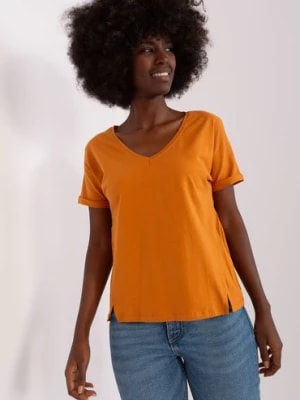 Zdjęcie produktu Jasnopomarańczowy damski t-shirt basic z rozcięciami Lily Rose