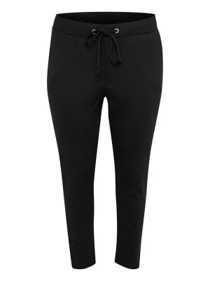 Zdjęcie produktu KAFFE curve Spodnie dresowe "Olivia" w kolorze czarnym rozmiar: 54
