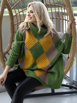 Zdjęcie produktu Kolorowy sweter jak ponczo z golfem wzór w romby zielony PeeKaBoo