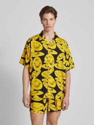 Zdjęcie produktu Koszula casualowa o kroju relaxed fit z rękawem o dł. 1/2 model ‘SMILEY’ MARKET