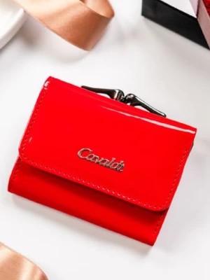 Zdjęcie produktu Mały lakierowany portfel damski czerwony z ochroną RFID Protect - Cavaldi 4U Cavaldi