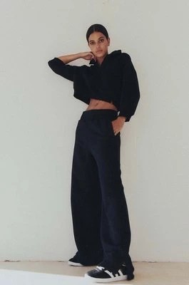 Zdjęcie produktu MUUV. spodnie dresowe bawełniane Fin Cotton kolor czarny gładkie