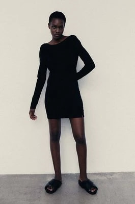 Zdjęcie produktu MUUV. sukienka bawełniana kolor czarny mini dopasowana