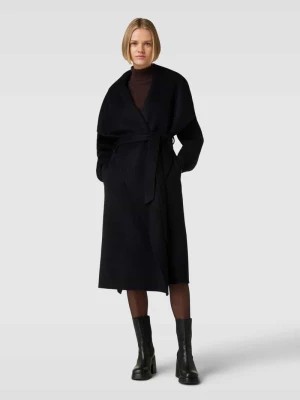 Zdjęcie produktu Płaszcz z wiązanym paskiem model ‘CARRIE ROSE’ Ivy Oak