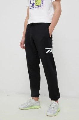 Zdjęcie produktu Reebok Classic spodnie dresowe kolor czarny z nadrukiem