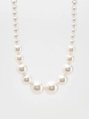 Zdjęcie produktu Reserved - Naszyjnik z perłowymi koralikami - biały