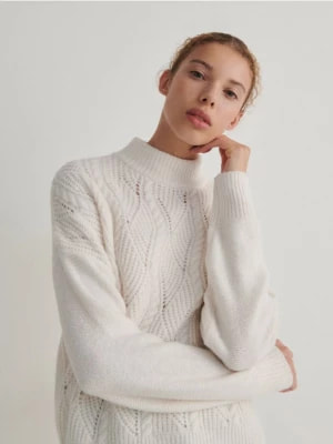 Zdjęcie produktu Reserved - Sweter z ozdobnym splotem - kremowy