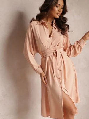 Zdjęcie produktu Różowa Koszulowa Sukienka Trapezowa z Wiązanym Paskiem Kohana