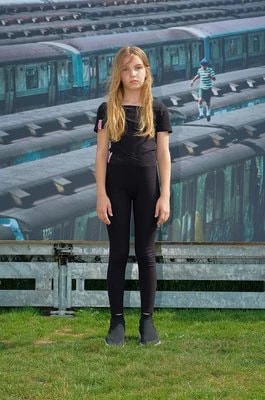 Zdjęcie produktu Sisley legginsy dziecięce kolor czarny gładkie