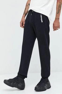 Zdjęcie produktu Sixth June spodnie dresowe męskie kolor czarny z nadrukiem