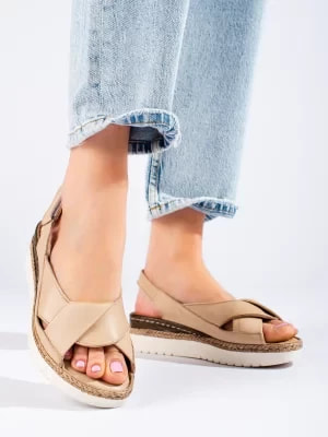 Zdjęcie produktu Skórzane damskie sandały na niskim koturnie Potocki beżowe W. Potocki