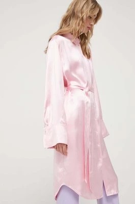 Zdjęcie produktu Stine Goya sukienka kolor różowy midi prosta