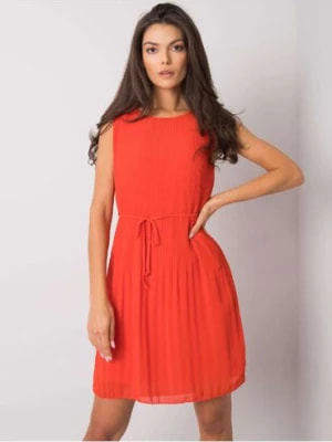 Zdjęcie produktu Sukienka damska plisowana - czerwona RUE PARIS