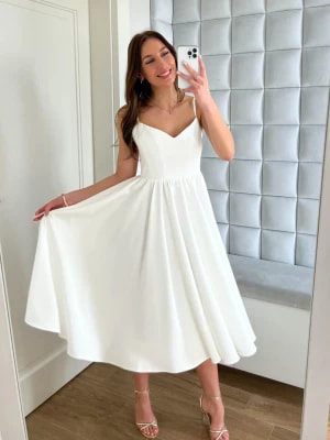 Zdjęcie produktu Sukienka Lover biała midi koktajlowa rozkloszowana PERFE