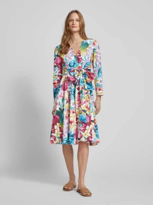 Zdjęcie produktu Sukienka midi w kwiatowe wzory MAX&Co.