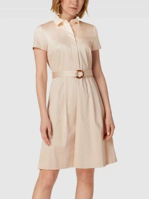 Zdjęcie produktu Sukienka o długości do kolan z paskiem w talii Christian Berg Woman Selection