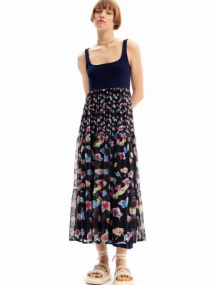 Zdjęcie produktu Sukienka średniej długości z teksturowanej tkaniny Desigual