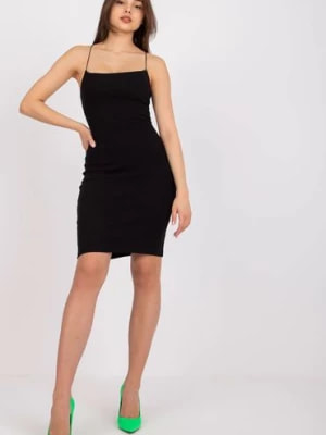 Zdjęcie produktu Sukienka z cienkimi ramiączkami z ozdobnymi plecami - czarna RUE PARIS