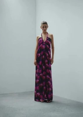 Zdjęcie produktu Sukienka z jedwabiu z nadrukiem i dużym dekoltem Mango