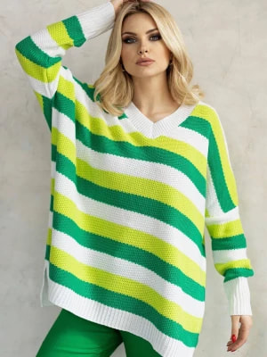 Zdjęcie produktu Swobodny sweter oversize w paski dekolt w serek ecru PeeKaBoo