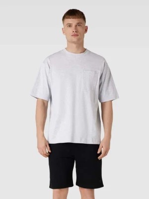Zdjęcie produktu T-shirt o kroju oversized z kieszenią na piersi model ‘Studio Oversized’ Seidensticker Studio