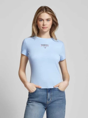 Zdjęcie produktu T-shirt o kroju slim fit z nadrukiem z logo Tommy Jeans
