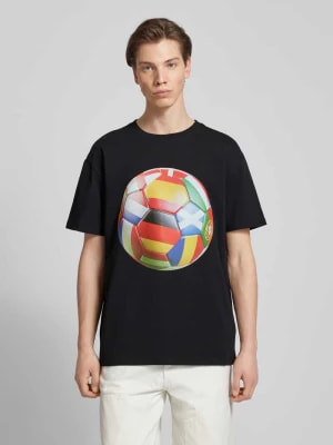 Zdjęcie produktu T-shirt z nadrukowanym motywem mister tee