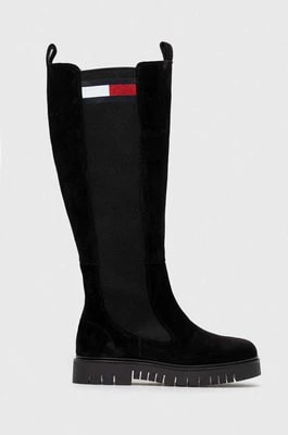 Zdjęcie produktu Tommy Jeans kozaki TJW LONG SHAFT SUEDE BOOT damskie kolor czarny na płaskim obcasie EN0EN02412