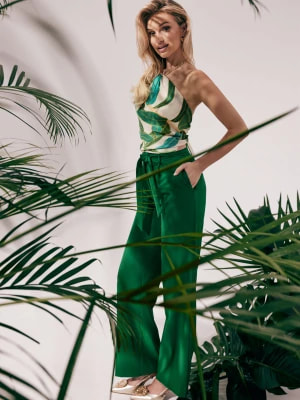 Zdjęcie produktu Zielone szerokie spodnie z dodatkiem wiskozy TARANKO